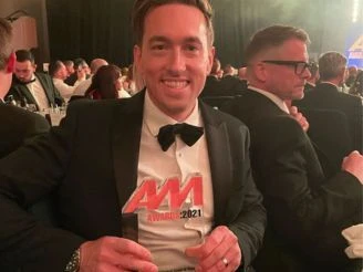 ed662c2e-d046-459c-9bec-4b99e8b15519